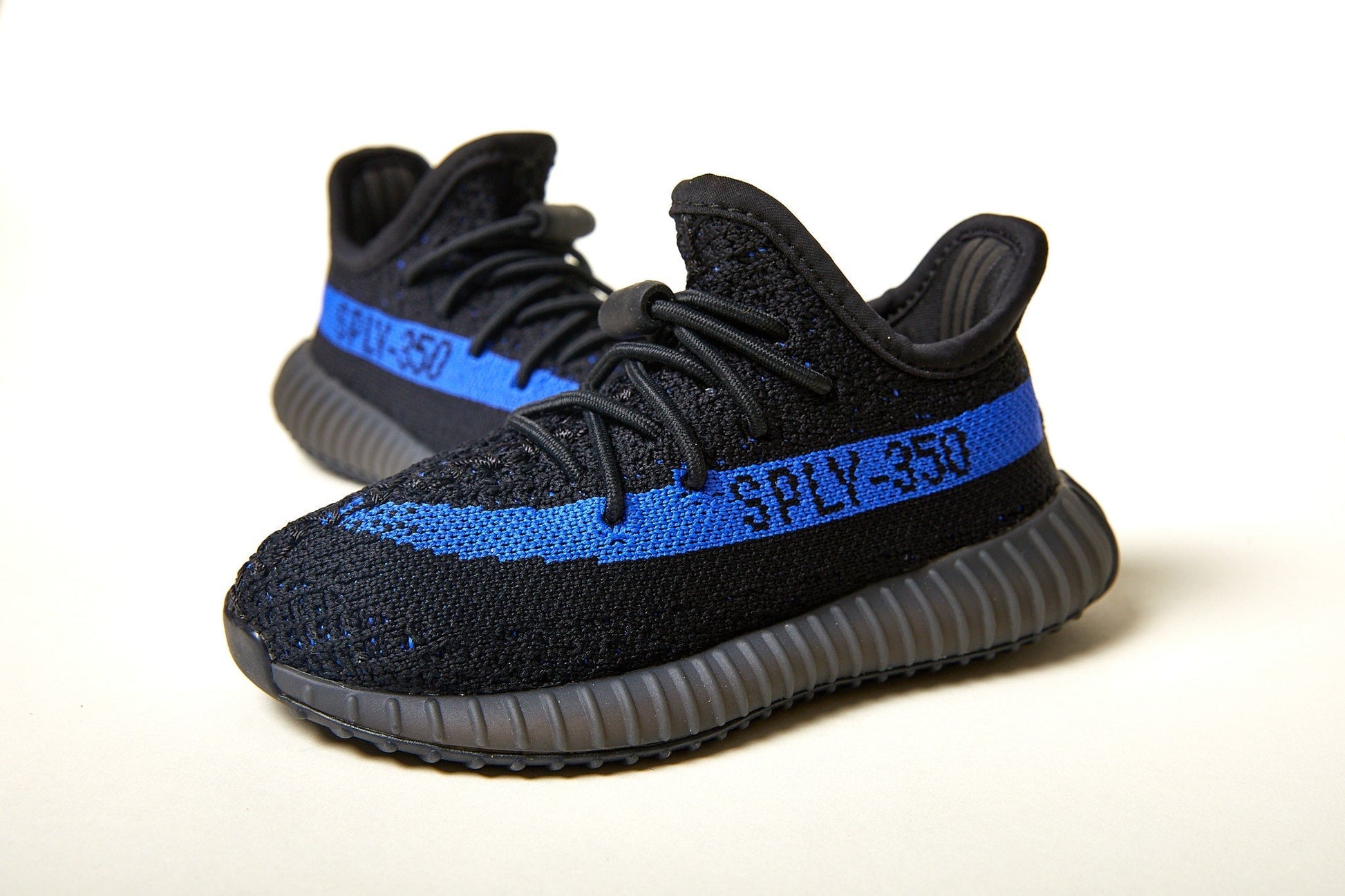 Adidas Yeezy Boost 350 V2 Kids 'Dazzling Blue' - The Box Shop UK